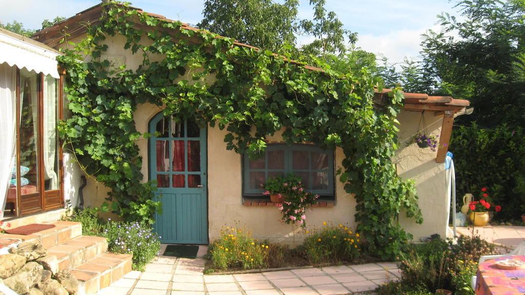 Chambre D'Hotes Oeuil De Bouc Madiran Szoba fotó